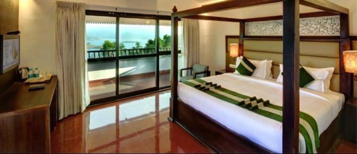 Contour Island Resort & Spa By Citrine Tariyod Buitenkant foto
